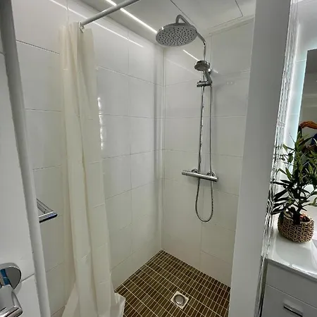 Seahomes Vacations - Marina Boutique Design Apartment Santa Susanna