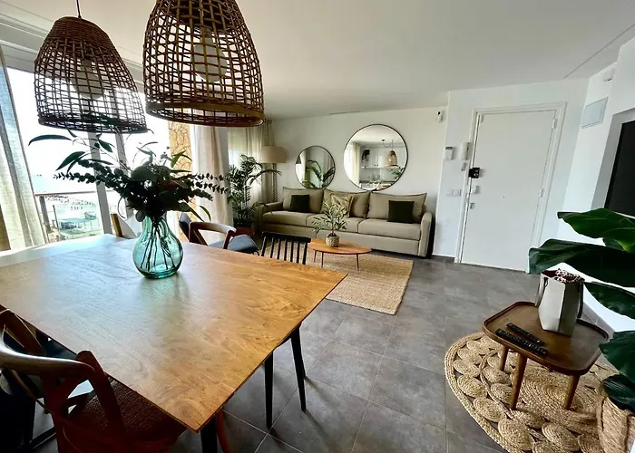 Seahomes Vacations - Marina Boutique Design * 圣苏珊娜